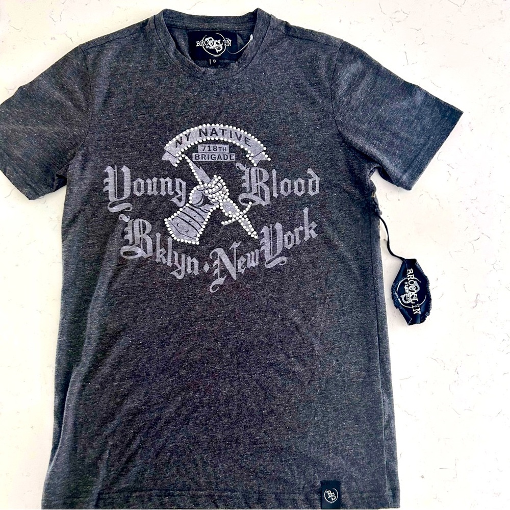 NWT Brooklyn Standard T-Shirt Studded NY Native Young Blood Grey Small